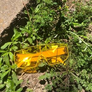 Burst of color shades